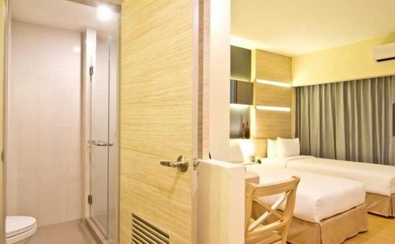 Sunshine One Otel Pattaya Dış mekan fotoğraf
