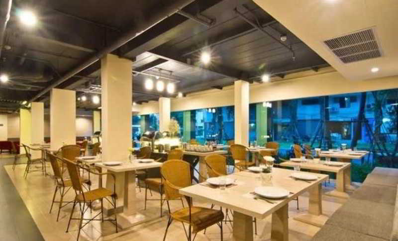 Sunshine One Otel Pattaya Dış mekan fotoğraf