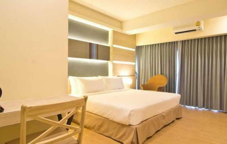 Sunshine One Otel Pattaya Dış mekan fotoğraf